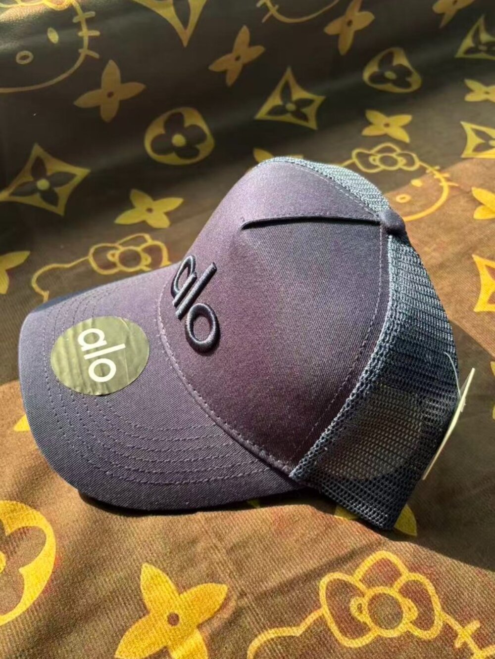 ๐ ALO Yoga City Street Navy Blue Trucker Hat Sports Sun Hat ๐ - Picture 2 of 4